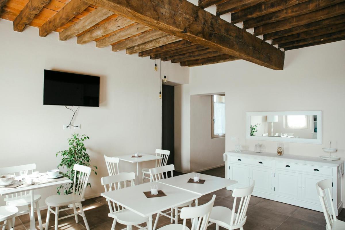 Agriturismo Vitae Fabbrico Zewnętrze zdjęcie