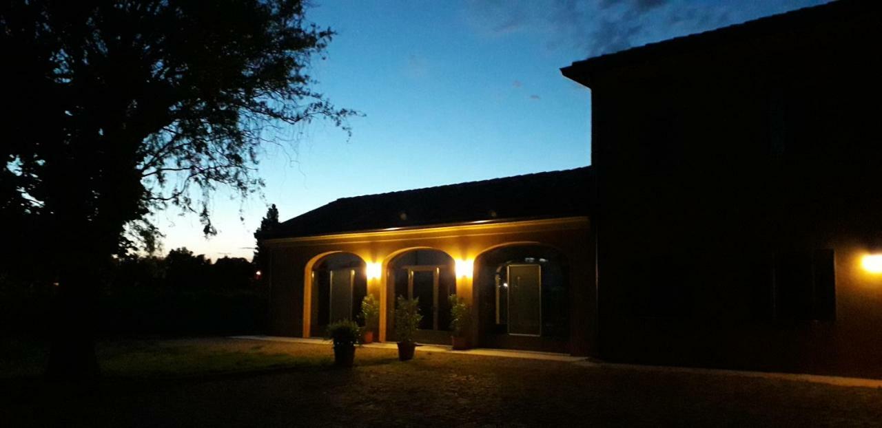 Agriturismo Vitae Fabbrico Zewnętrze zdjęcie